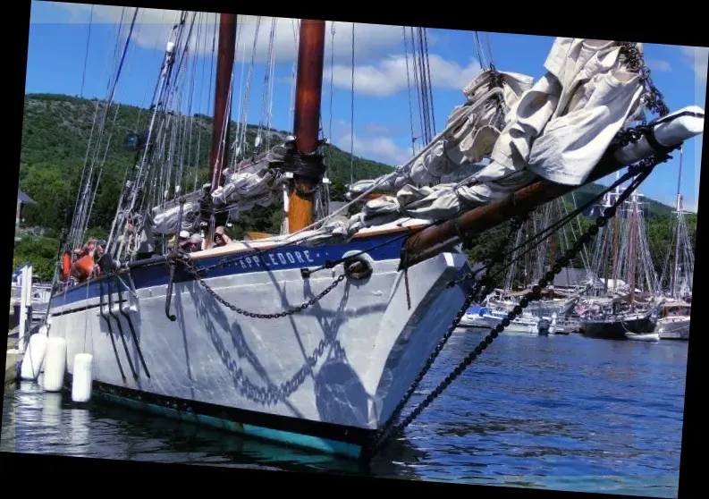 Schooner Appledore II