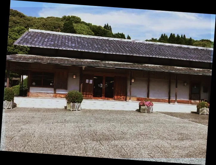 Kakiemon Pottery Museum